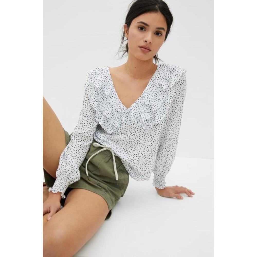 Anthropologie Hutch Ruffled V-neck blouse